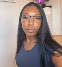 A profile image of Liz Vowal